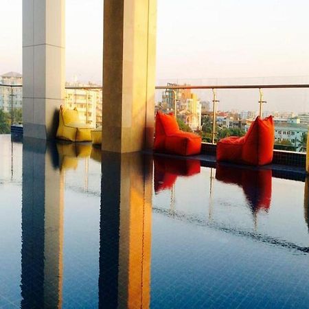 Jasmine Palace Yangon Bagian luar foto