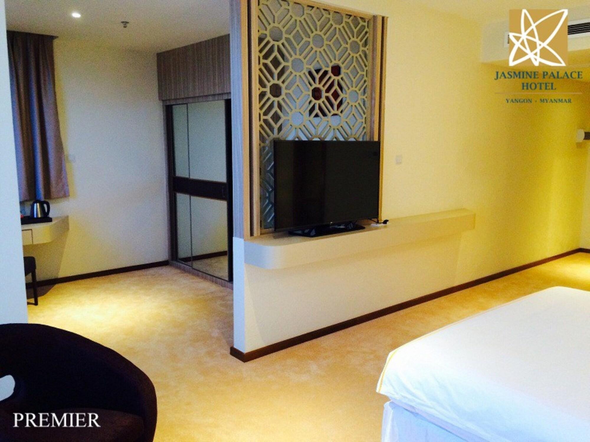 Jasmine Palace Yangon Bagian luar foto