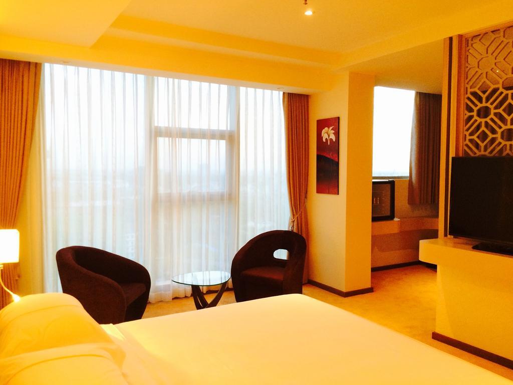 Jasmine Palace Yangon Ruang foto