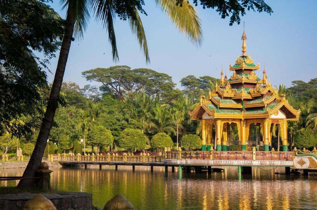 Jasmine Palace Yangon Bagian luar foto