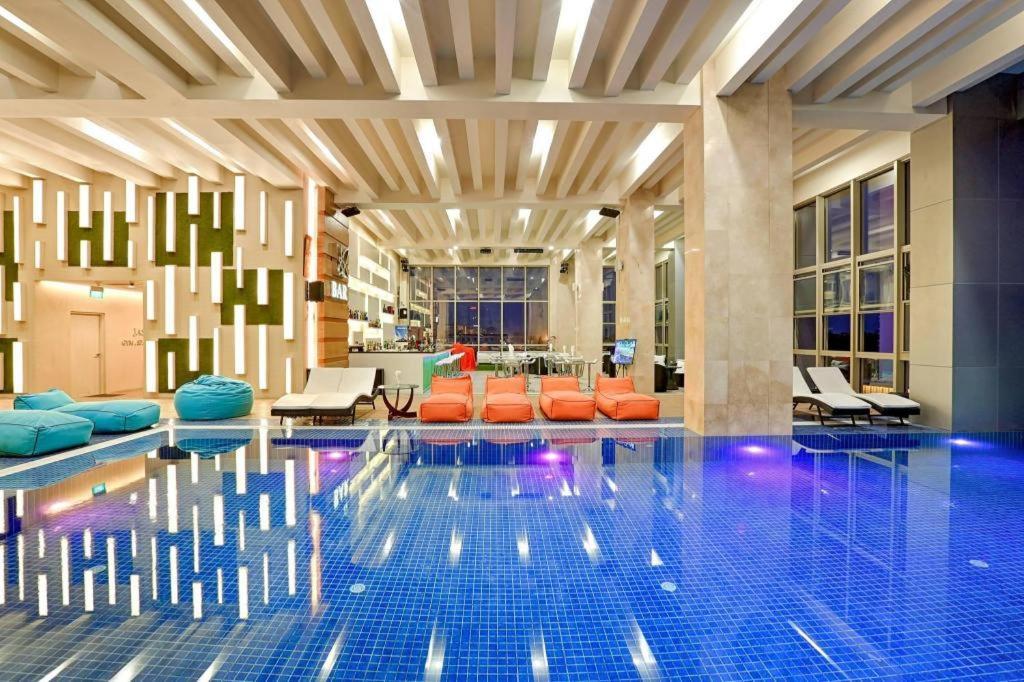 Jasmine Palace Yangon Bagian luar foto