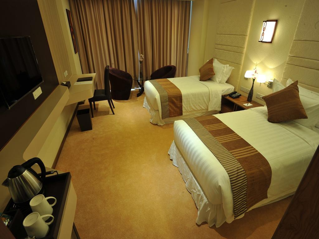 Jasmine Palace Yangon Ruang foto